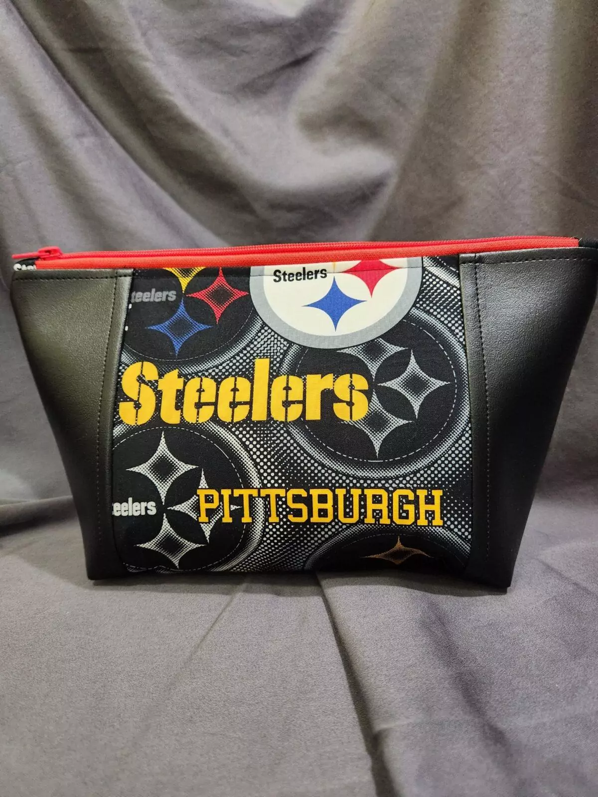 PEEK-A-BOO BAG: Steelers - Yellow Lining Red Zipper