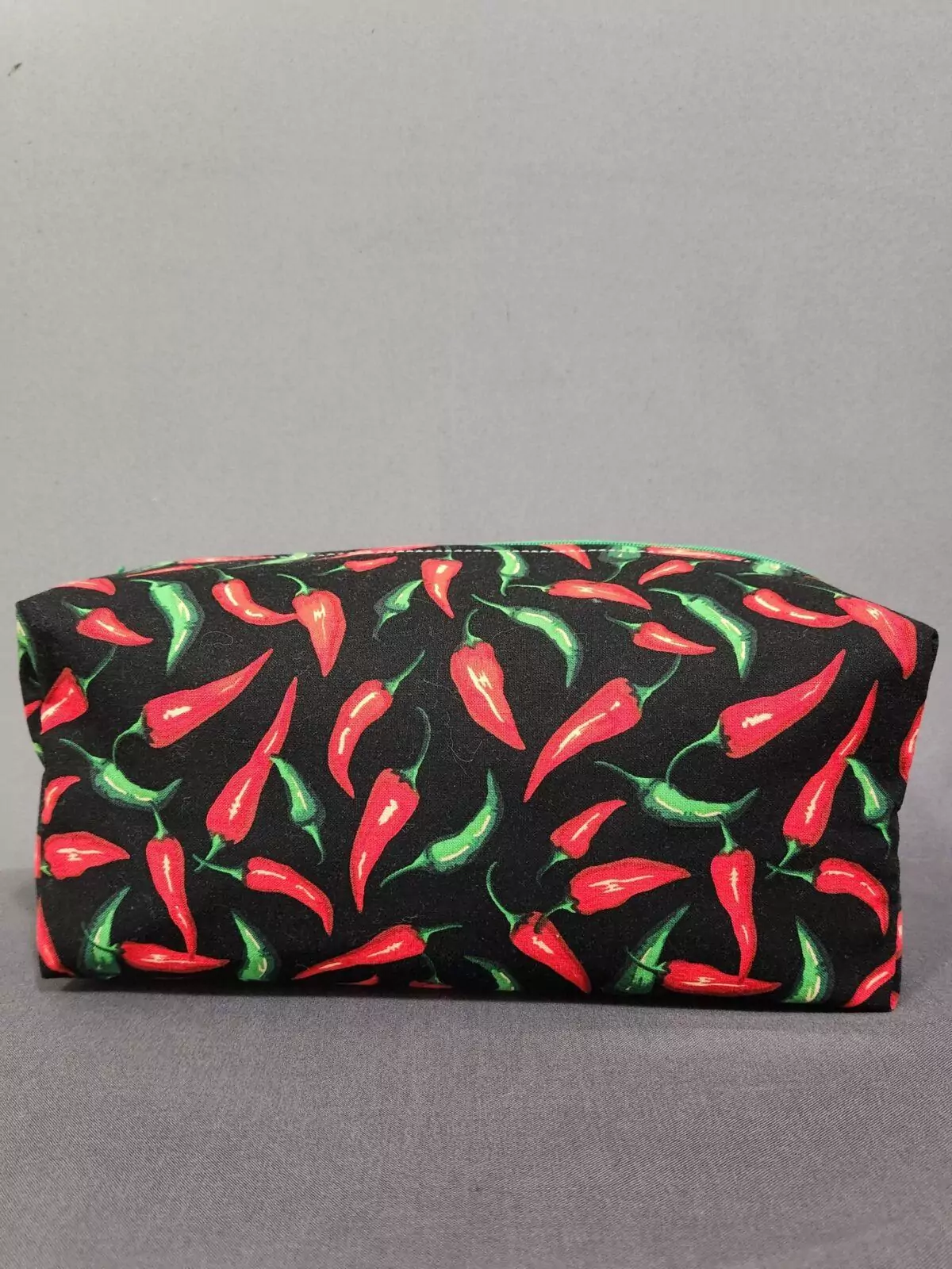 LARGE BOXY POUCH: My Sweet Chilly Peppers - Blue Lining with Green Zipper
