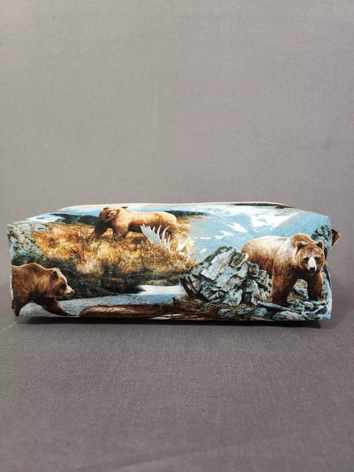 MEDIUM BOXY POUCH: Grizzly Nature - Rust Lining With Tan Zipper
