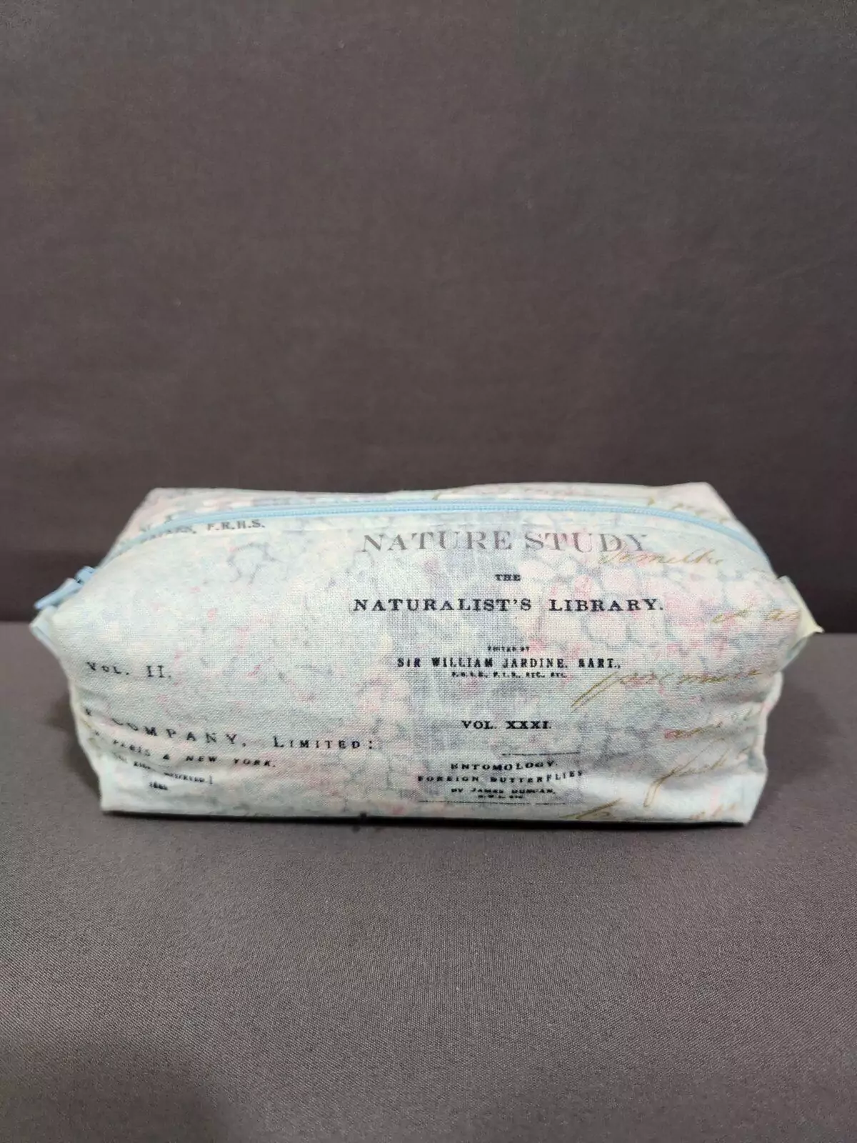 SMALL BOX POUCH: Paxton Flower Garden: Lavender Lining with Light Blue Zipper