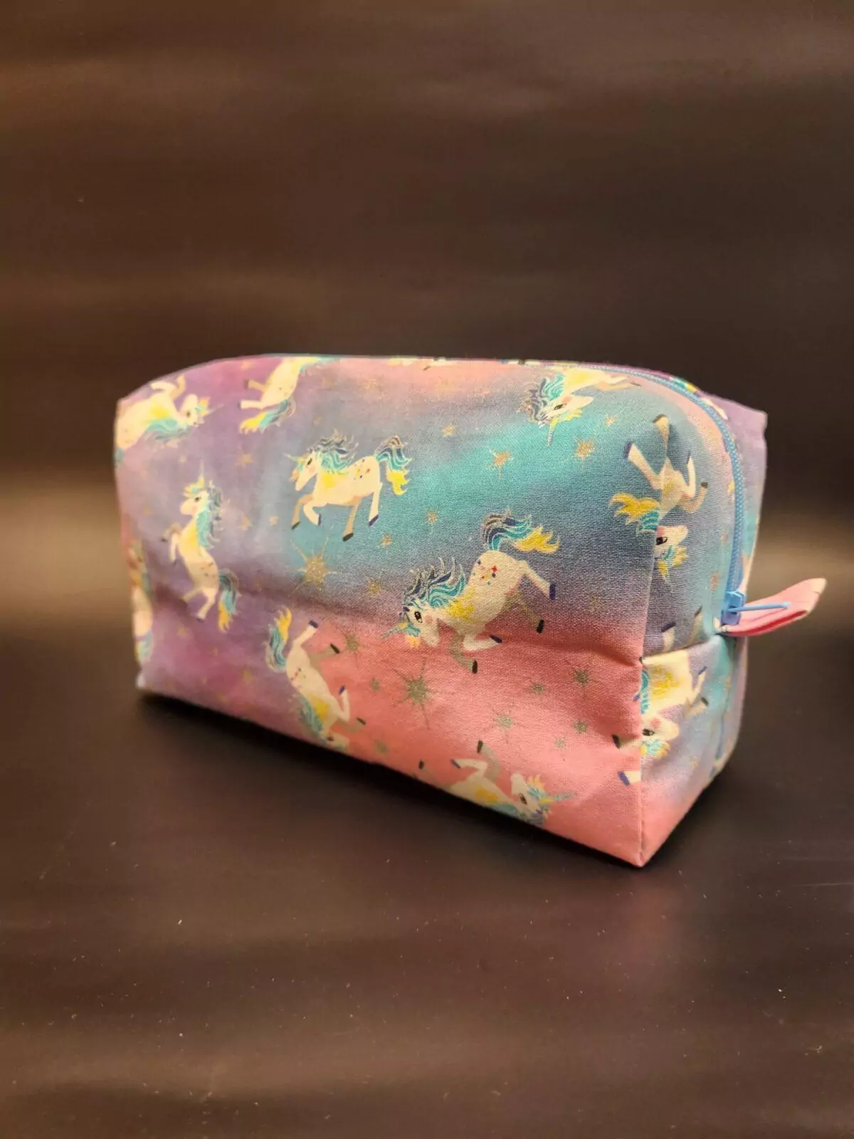 BEAUTY BAG: Cotton Candy Unicorns - Turquoise Lining with Light Blue Zipper