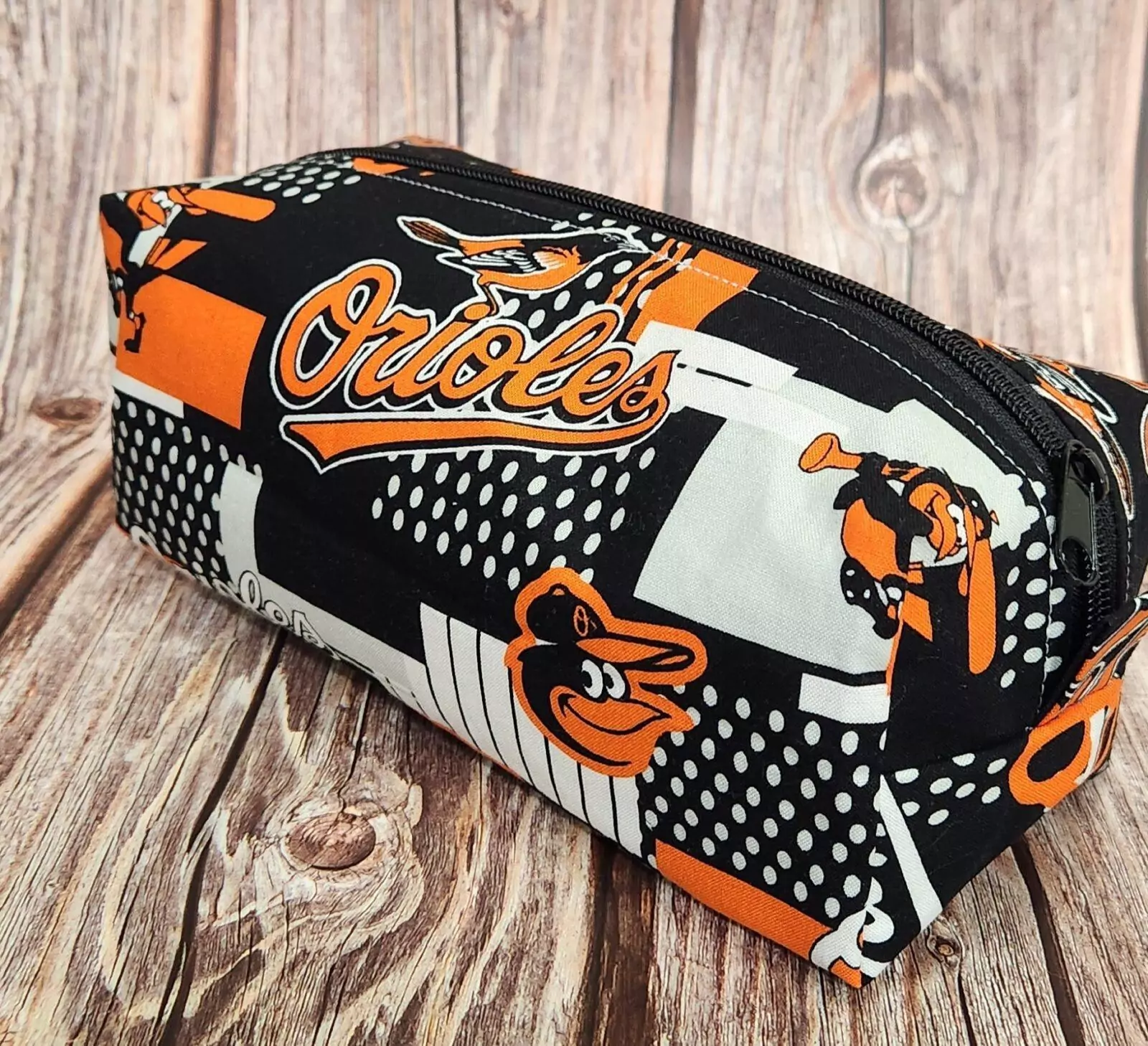 MEDIUM BOXY POUCH: Orioles - Black & Grey Marble Lining with Black Zipper