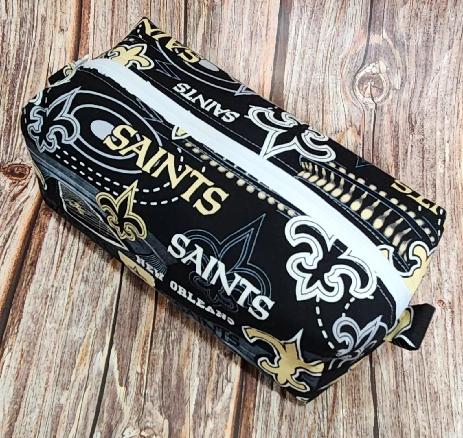 MEDIUM  BOXY POUCH: New Orleans SAINTS- Black Lining with White Zipper