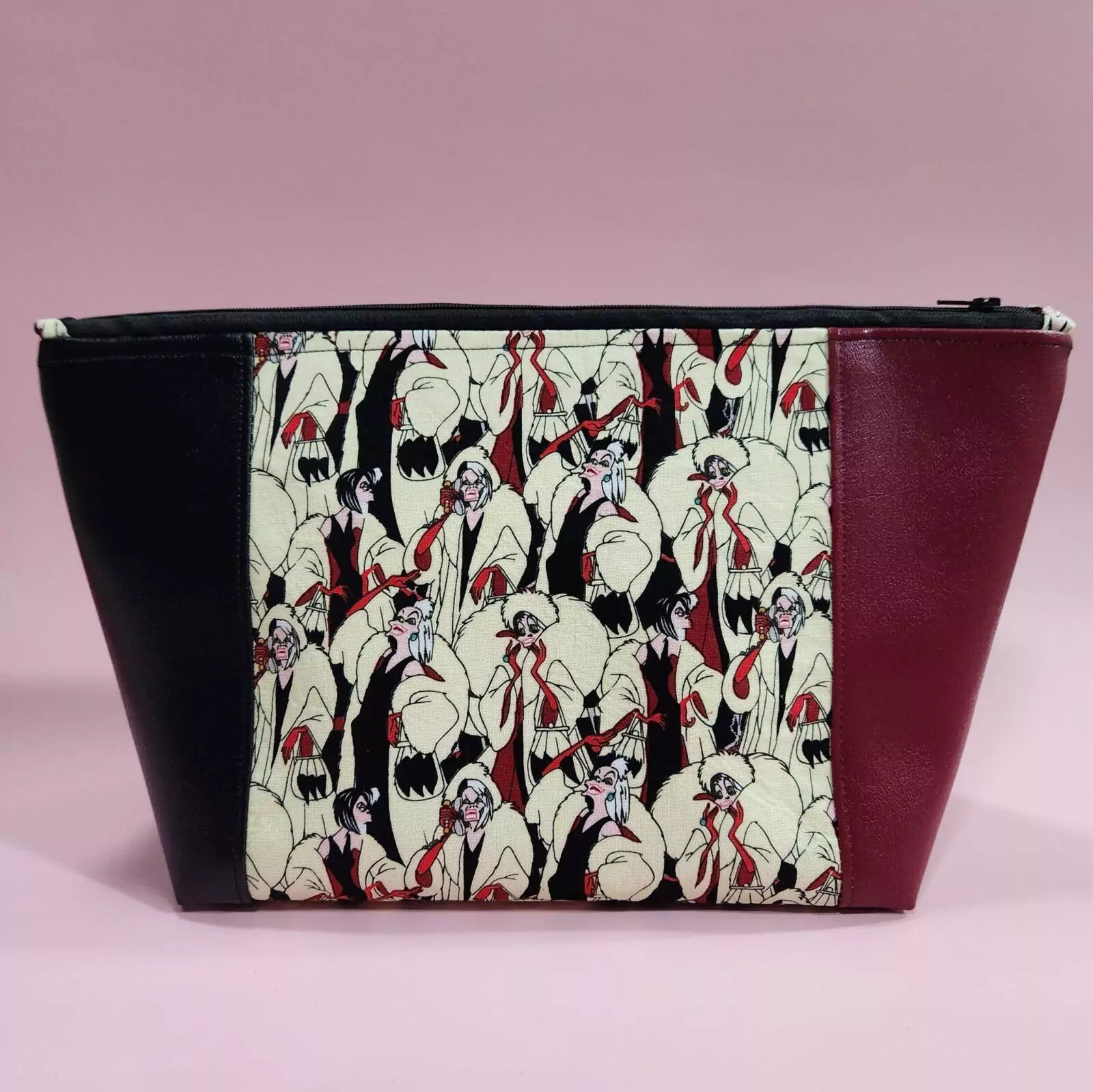 PEEK-A-BOO BAG: Cruella DeVille - Burgundy Lining Black Zipper