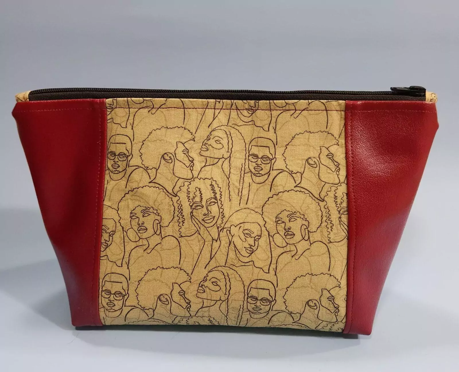 PEEK-A-BOO BAG: Everyday People - Black Lining Black Zipper