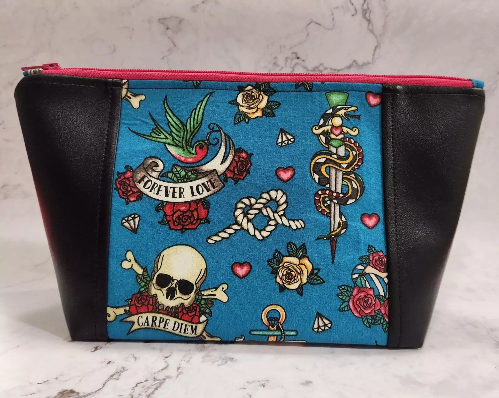 PEEK-A-BOO BAG: Forever Love - Burgundy Lining  Pink  Zipper