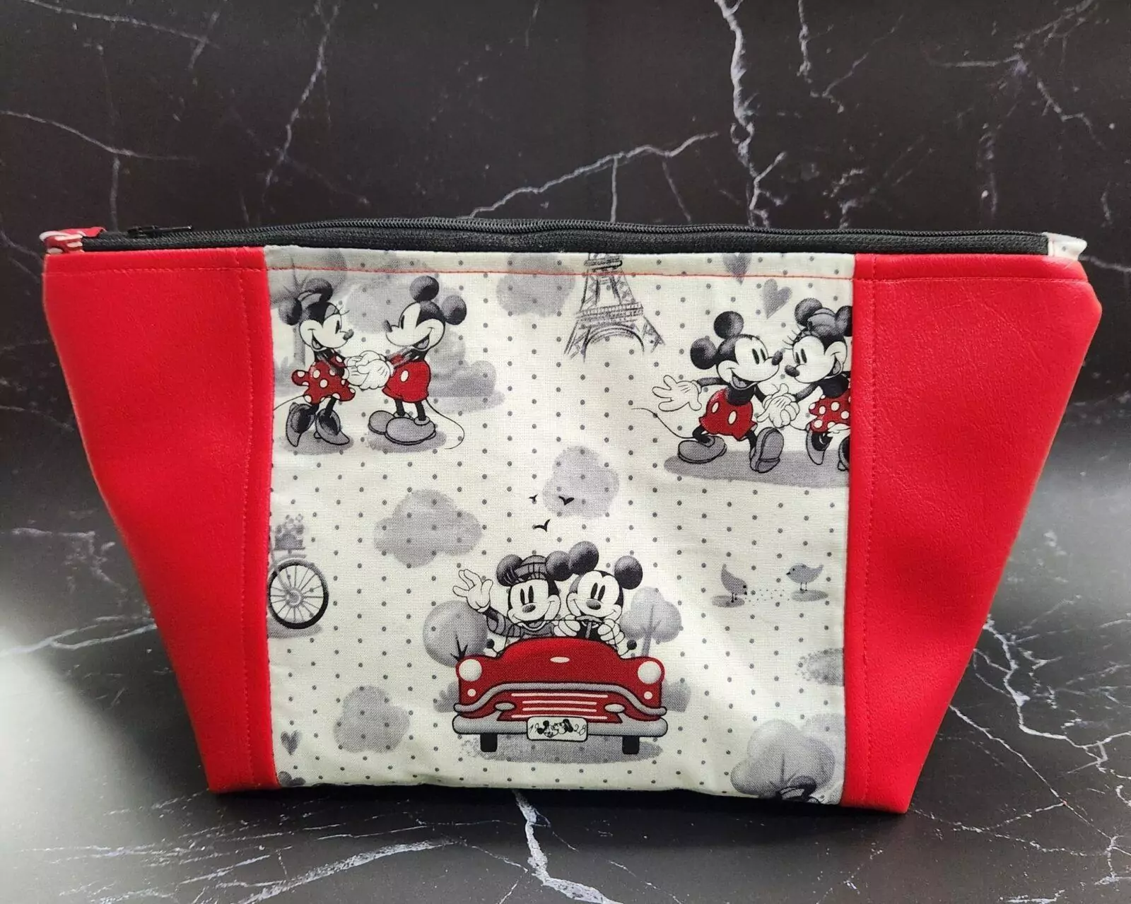 PEEK-A-BOO BAG: Mickey and Minnie In Paris -Red Lining Black Zipper