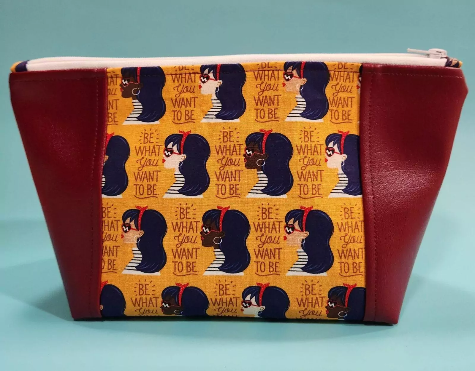 PEEK-A-BOO BAG: Smart Girl - Blue Lining White Zipper