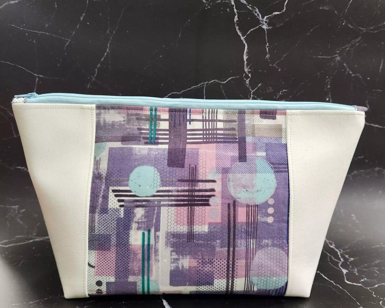 PEEK-A-BOO BAG: The Geo - Purple Lining Baby Blue Zipper